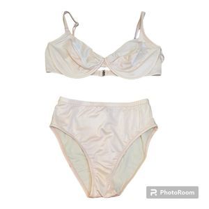 California Waves Light Pink Underwire Two Piece Swimsuit Bikini‎ Sz XL